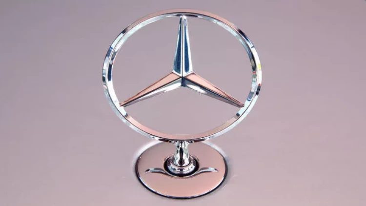 “Mercedes-Benz” minlərlə avtomobilini geri çağıracaq