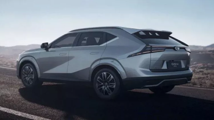 Çinlilər “Infiniti” krossoverinin klonunu buraxdılar