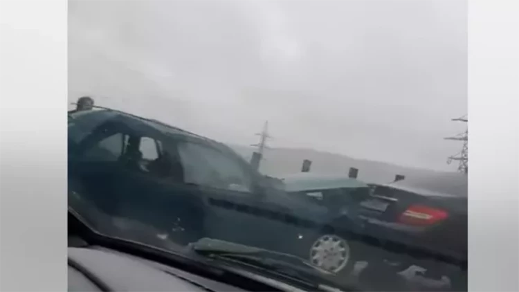 Bakıdakı zəncirvari qəzanın görüntüləri