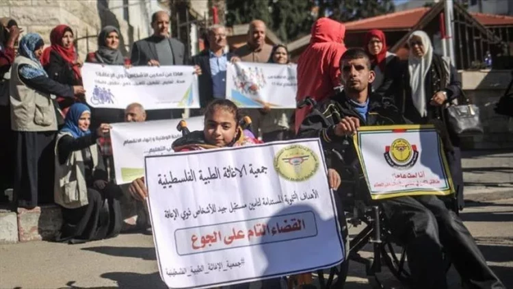 Oruc tutanları belə təhqir etdi - FOTO