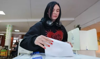 Rusiyada prezident seçkiləri davam edir