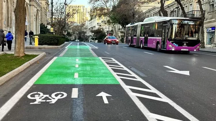 İstiqlaliyyət küçəsində sürücülərin üzləşdiyi problemlə bağlı Açıqlama - FOTO