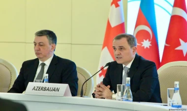 Bakıda Azərbaycan, Gürcüstan və Türkiyə XİN rəhbərlərinin üçtərəfli görüş keçirilib - FOTO