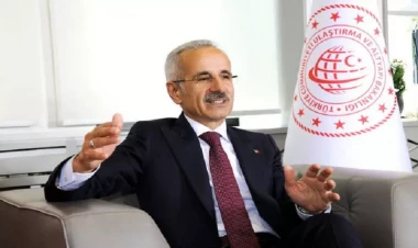 Türkiyəli nazir: “Zəngəzur dəhlizinin açılması yükdaşımaların həcmini 25 milyon tona qədər artıracaq”