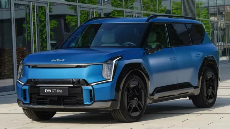 2024-cü ilin ən yaxşı qadın avtomobili seçildi - FOTO