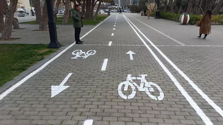 Bulvarda da velosiped yolları salınır
