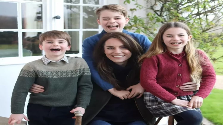 Hər kəs bu fotodan danışır: Dünyanın dilinə düşən  səhv