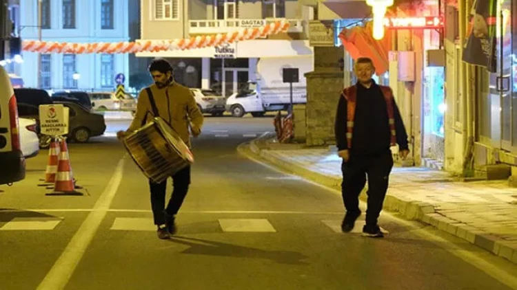 Ramazanın ilk günü imsaka belə oyatdılar - FOTO