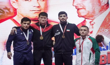 Antalyada sərbəst güləşçimizdən gümüş medal