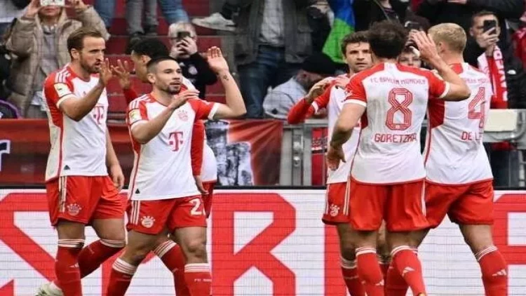 “Bavariya”dan 8 qol, Keyndən het-trik