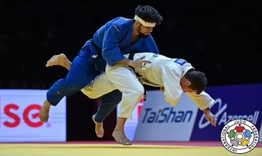 Qran-pri: Məmmədəliyev ilk medalı qazanıb