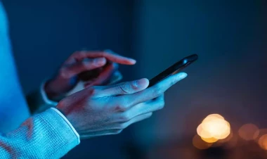 Saat 21:00-dək telefondan az istifadə edin - Bakı sakinlərinə XƏBƏRDARLIQ