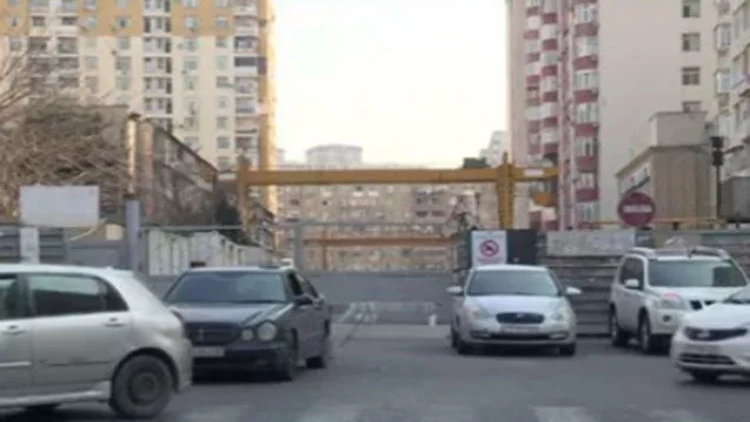 Metronun bu stansiyasında işlər niyə yekunlaşmır? - VİDEO