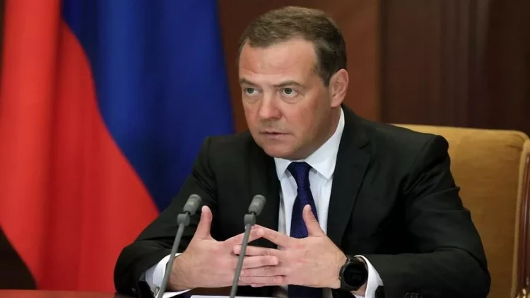 Dmitri Medvedev: Ukrayna Rusiya ərazisidir
