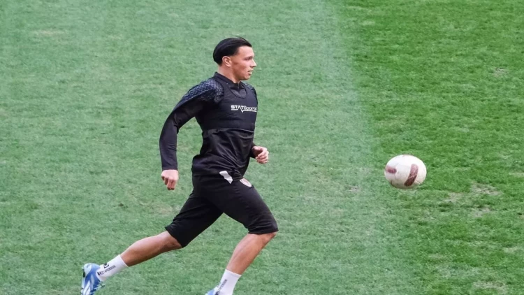 Renat “Fənərbaxça”ya uduzub