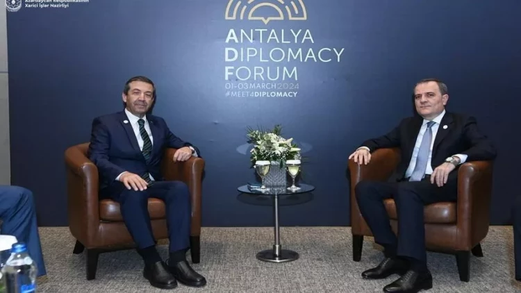 Ceyhun Bayramov Şimali Kiprdən olan həmkarı ilə TDT çərçivəsində əməkdaşlığı müzakirə edib - FOTO