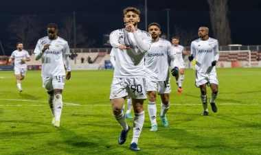 “Qarabağ” bir pillə irəlilədi