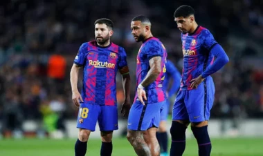 “Barselona” əlavə gəlir üçün geyim istehsalına başlayır