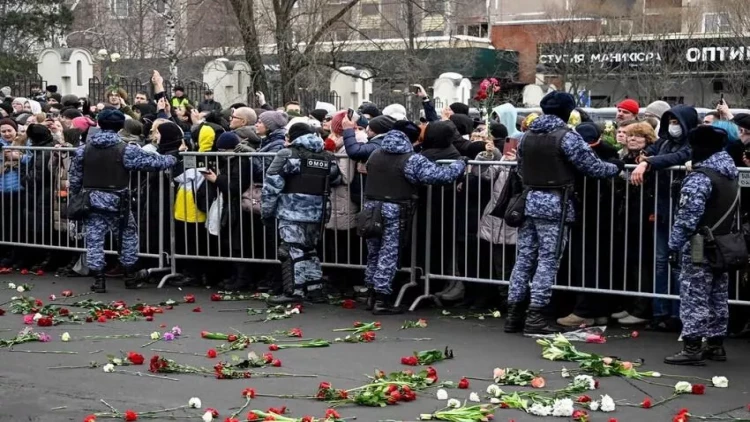 Rusiyada Navalnı ilə vida günü 100-ə yaxın insan saxlanılıb