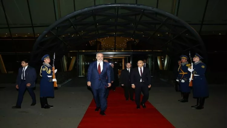 Edi Ramanın Azərbaycana işgüzar səfəri başa çatıb