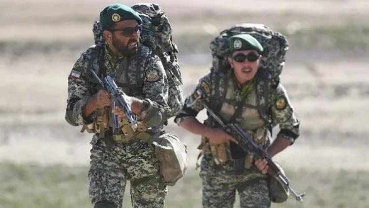 Əsgər “Kalaşinkov”la özünü vurdu