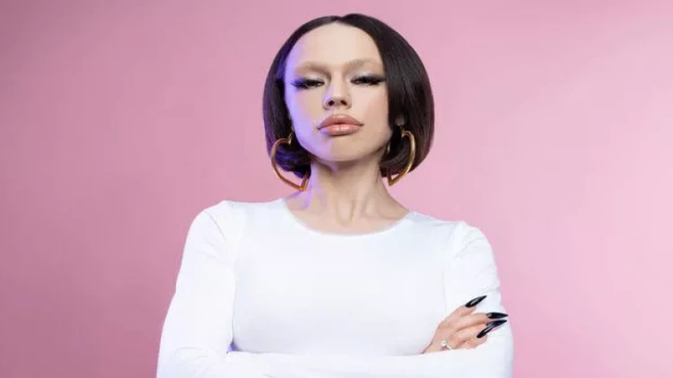 Məşhur reper məhkəməyə verildi