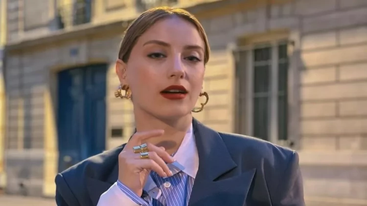 Hazal Kayanın yeni layihəsi