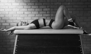 Yeni dünya çempionu - konkisürən Yoy Byonerdən açıq-saçıq FOTOSESSİYA