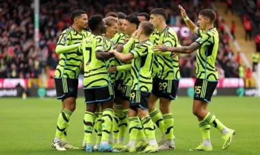 İngiltərə Premyer Liqasında ilk