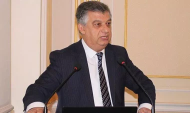 “10 milyon manat yerli problemlərə kömək edə bilməz”