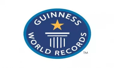 Ginnesin Rekordlar Kitabına düşmək üçün eyni vaxtda 45 ... - VİDEO