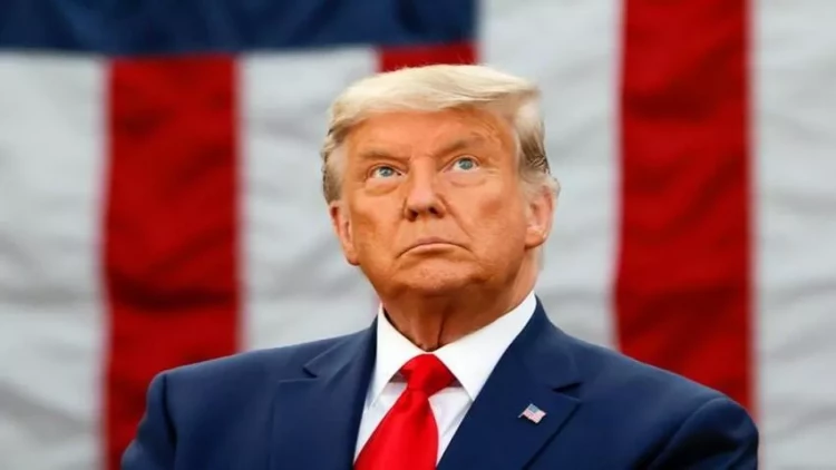 Tramp: “Bayden iki cümləni birləşdirə bilmir, ölkə onun rəhbərliyi altında ölür”