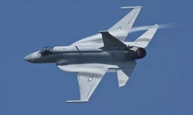 Azərbaycan Pakistandan döyüş təyyarələri alacaq - FOTO