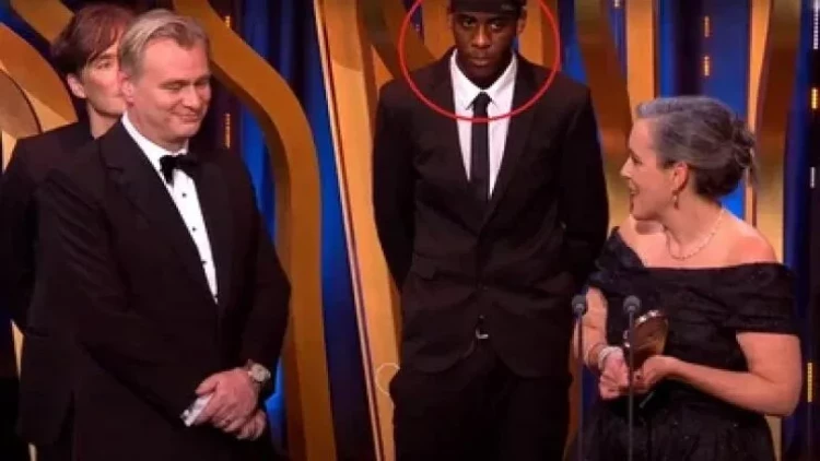 Britaniya şahzadəsinin iştirak etdiyi mərasimdə kuryoz hadisə