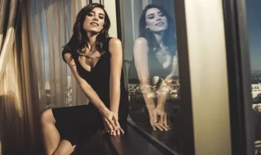 Estetik etdirməyən TÜRKİYƏLİ MƏŞHURLAR - FOTOlar - SİYAHI