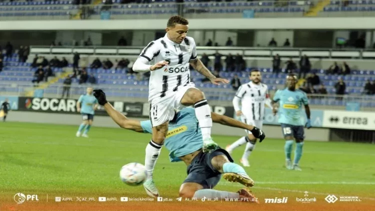 Sumqayıtda qolsuz heç-heçə, 