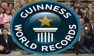 Burnu ilə rekordlar kitabına düşdü - FOTO