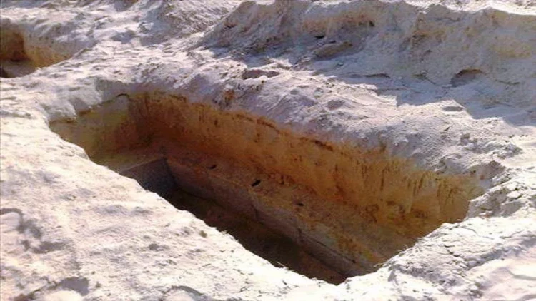 Sevgilisinin cəsədini qəbirdən çıxarıb 7 il... - QƏRİBƏ OLAY - FOTOlar