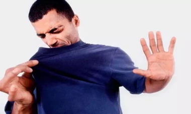 Bədən qoxusunu dəyişən xəstəliklər