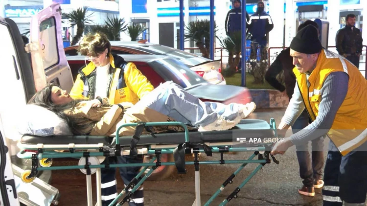 Bakıda qəza törədən xanım sürücü huşunu itirib - FOTOlar