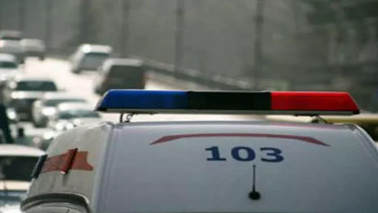 Bakıda 20 yaşlı gənc bıçaq xəsarəti alıb