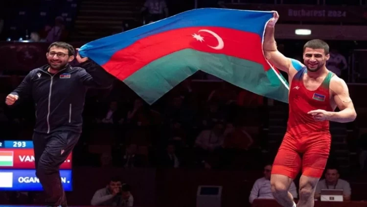 Həsrət Cəfərov: “Heç bir yarışa özümdən razı getmirəm”