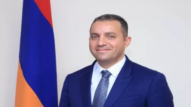 Vaan Kerobyan istefa verdi