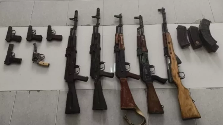 Xankəndidə avtomat və qumbaralar aşkarlandı