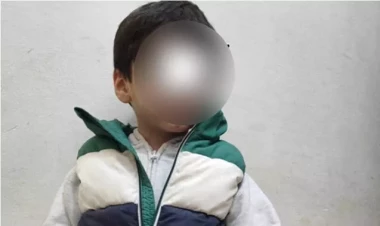 Bakıda ana 4 yaşlı uşağını gecə küçəyə atıb - YENİLƏNİB - FOTO