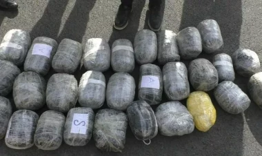Yardımlıdan Bakıya 53 kiloqram narkotik gətirmək istəyənlər saxlanılıb - FOTO