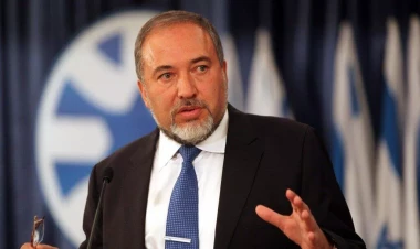 Aviqdor Liberman İlham Əliyevi təbrik etdi