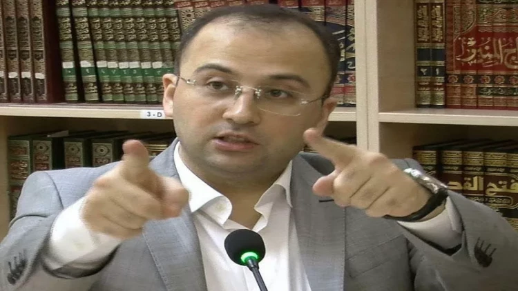 Kim gedib lüt bədənə iki dəsmal bağlayıb... - Elşad Miridən Həcc ilə bağlı AÇIQLAMA