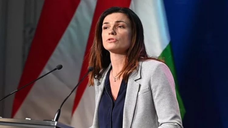 Judit Varqa siyasətdən getdiyini açıqladı