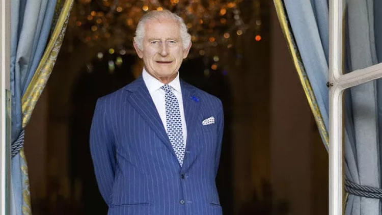 “III Çarlz xərçəngi otlar və iksirlərlə müalicə edəcək”